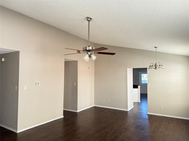 Building Photo - 421 Sims Dr