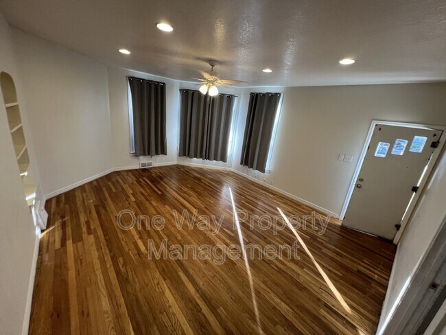 Foto del edificio - 1203 11th St