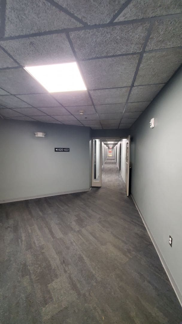 Foto del edificio - 1 Bedroom in LUXURY BLDG - BERKLEE/NEU - NO FEE  9/1/26  ROOF TOP POOL!