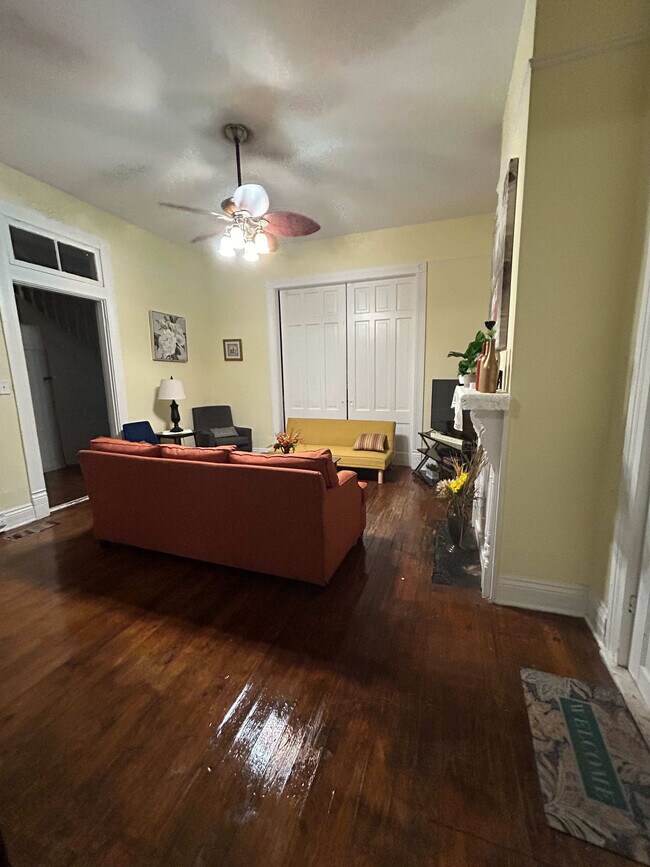 Foto del edificio - 107 Michael Donald Ave