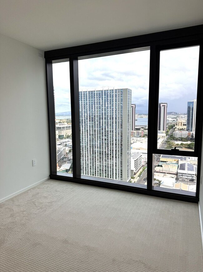 Building Photo - The Park Ward Village - High Floor One Bedroom with Storage Room Included!