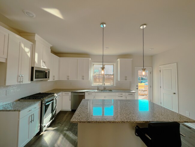 Building Photo - 3468 Hidden Valley Cir