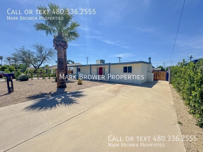 Building Photo - 2608 N 70th Pl