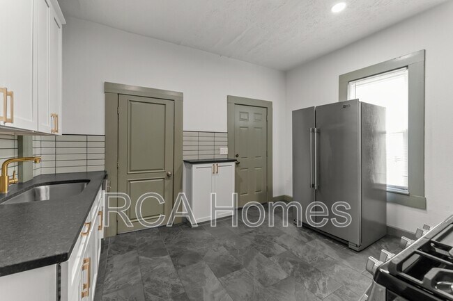 Foto del edificio - 69 N Whittier Pl