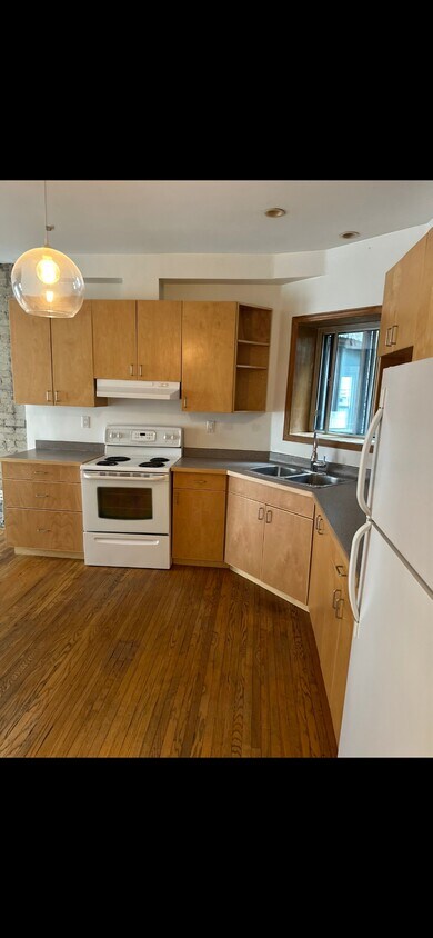 Photo principale - Beautiful 2 Bedroom in the heart of Leslie...