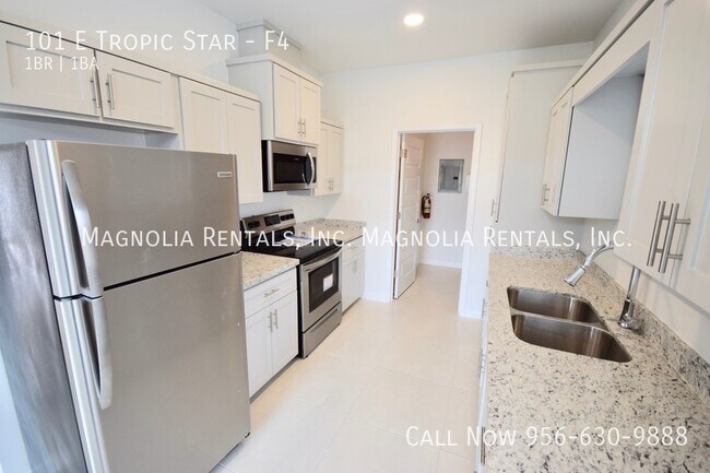 Foto del edificio - Tropic Star Apartments