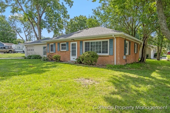 Building Photo - 3 bed, 1 bath home in NE GR
