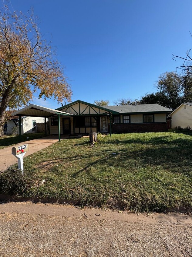Primary Photo - 2633 Minter Ln