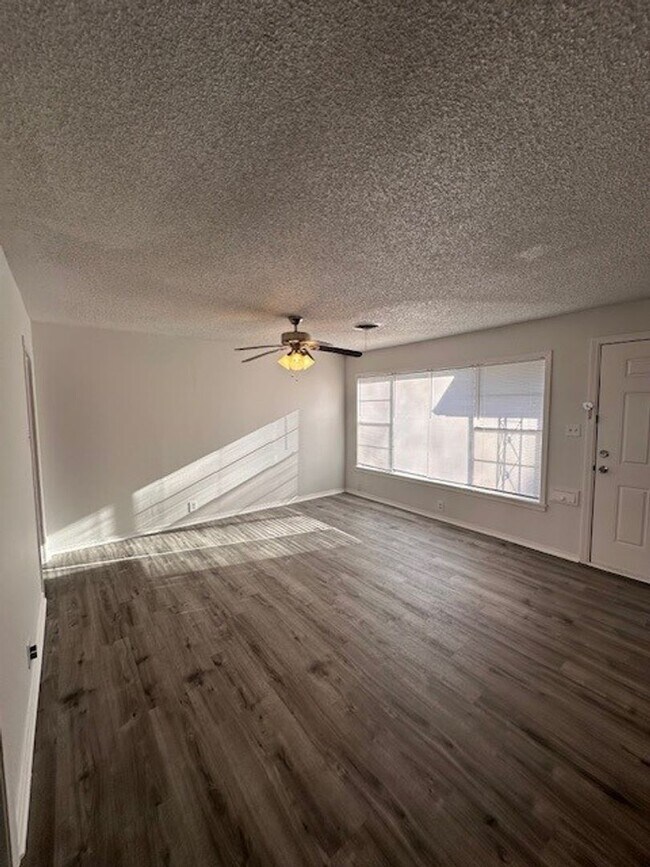 Foto del edificio - Spacious Baylor University Home