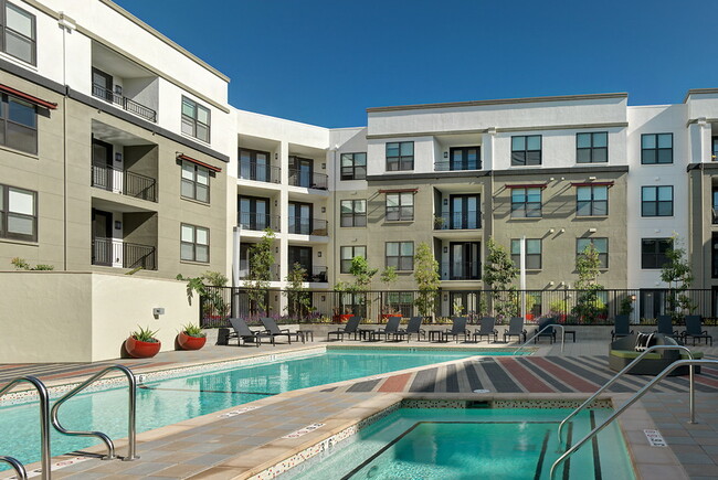 Radius - 620 Veterans Blvd Redwood City, CA - Apartments for Rent in ...