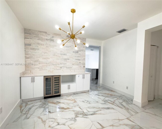 Foto del edificio - 10728 NW 76th Ln