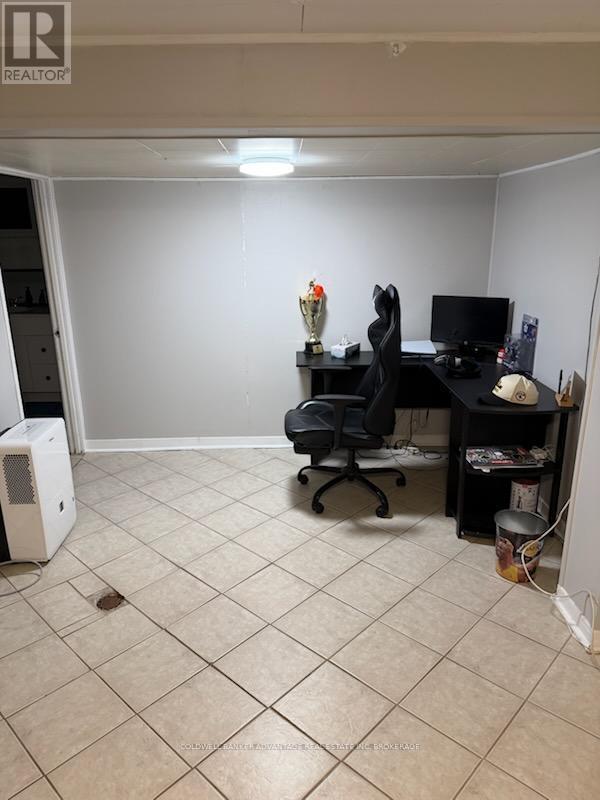 Building Photo - 43 Golden Blvd W