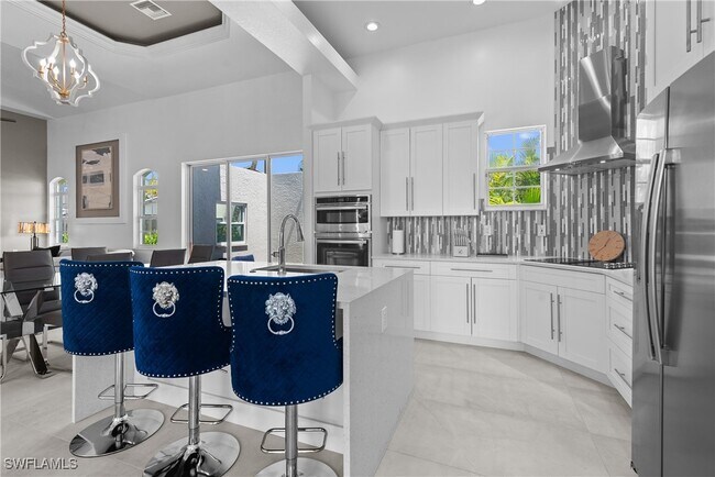 Foto del edificio - 2417 Cape Coral Pkwy W