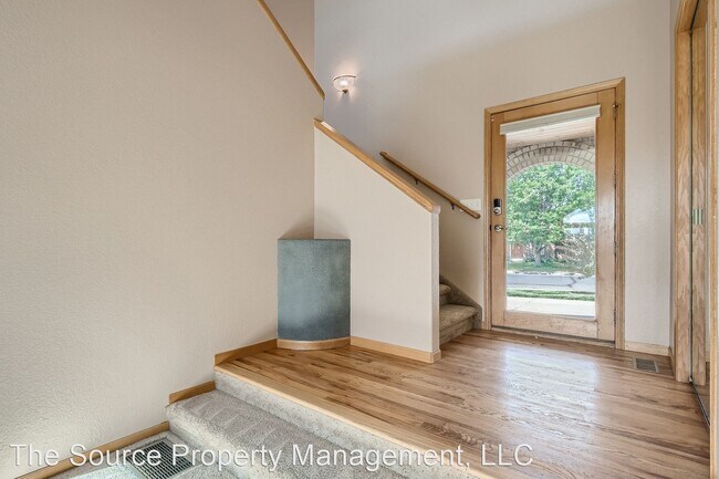 Building Photo - 5 br, 3.5 bath House - 7130 W Canberra St Dr