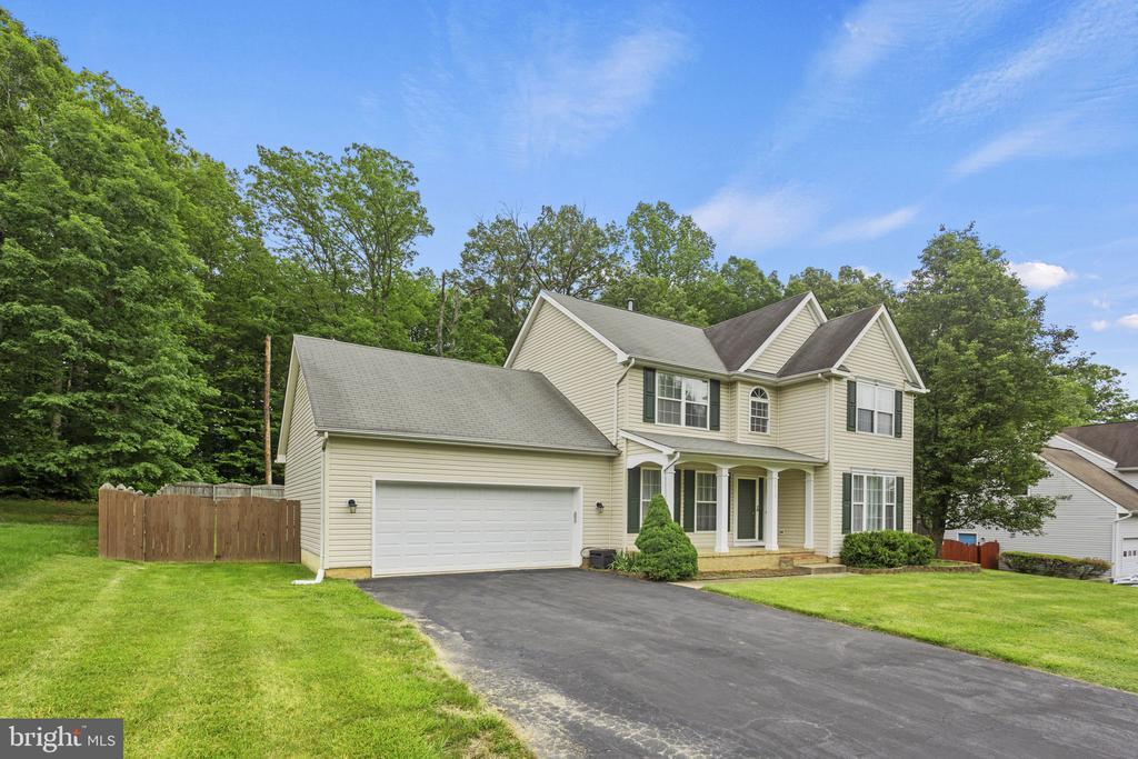 Foto principal - 10115 Chesney Dr