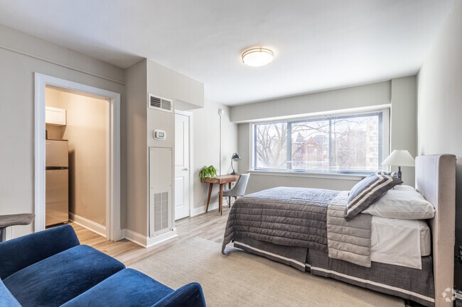 Studio - 375SF - The Croydon