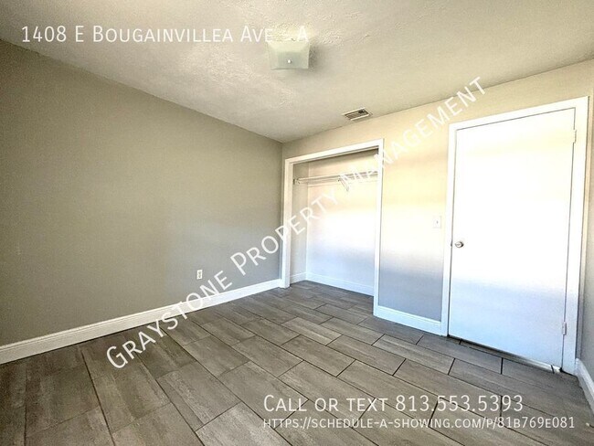 Building Photo - This beautiful home is a must-see and is s...