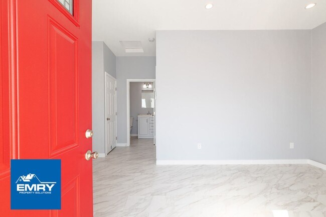 Foto del edificio - 10624 Swinton Ave