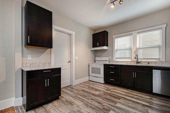Foto del edificio - 1421 Sherman St SE