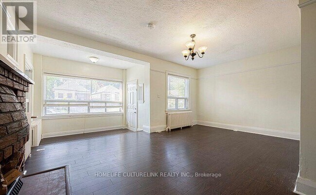 Photo du bâtiment - 184 Livingstone Ave