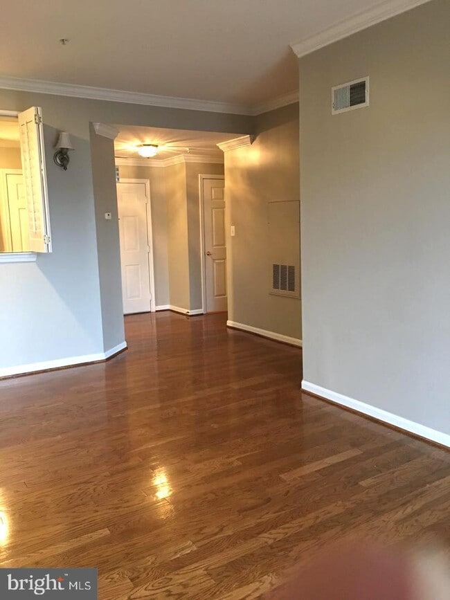 621 N St Asaph St Unit 306, Alexandria, VA 22314 Apartment for Rent