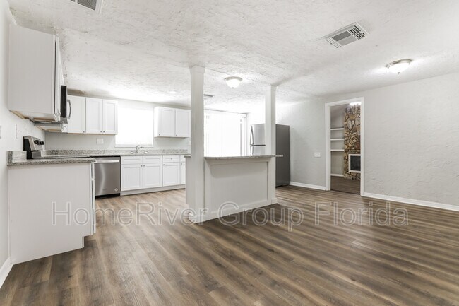 Foto del edificio - 1150 52nd St