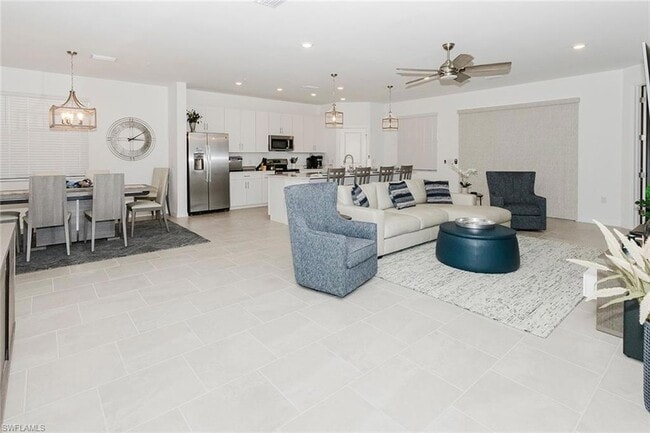 Foto del edificio - 5728 Oakmont Ct