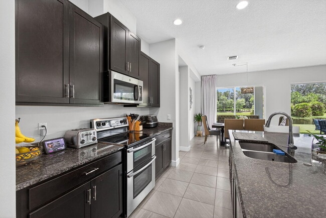 Building Photo - 15953 Whippoorwill Cir
