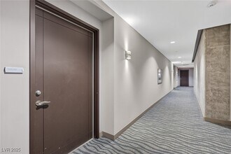 Building Photo - 200 Hoover Ave