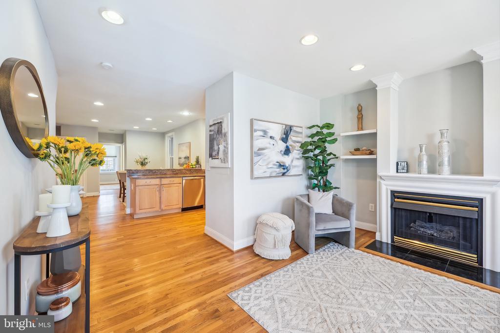 Foto principal - 2713 11th St NW
