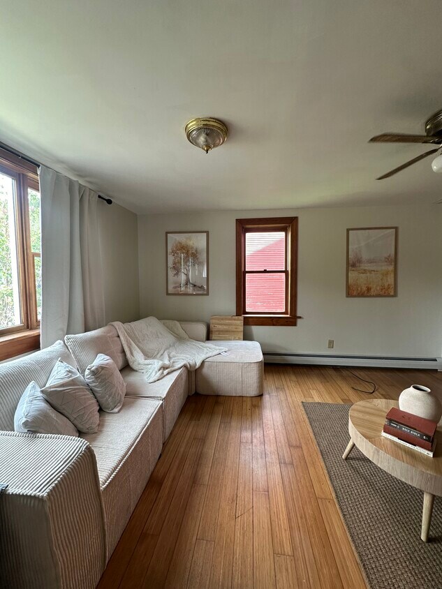 Foto principal - 54 Summer St
