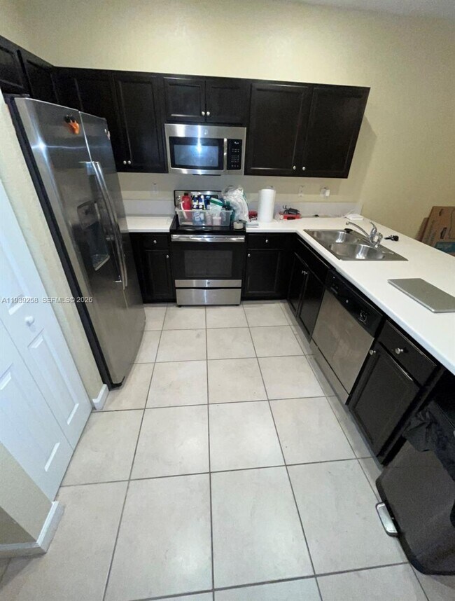 Foto del edificio - 3405 SE 1st St