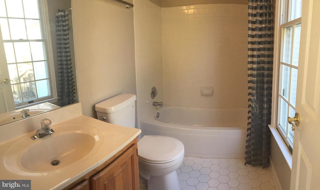 Foto del edificio - 9609 Autumn Oaks Ct