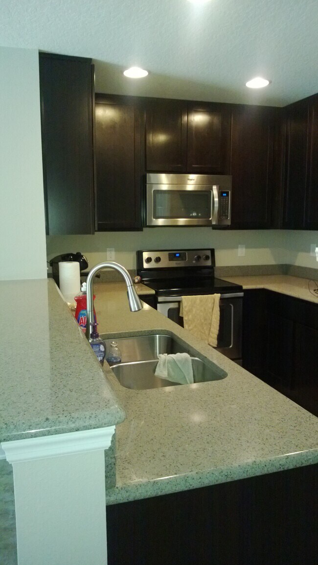Cocina - 24 Islander Ct