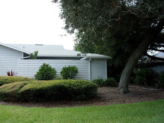 Building Photo - 23 Fountain of Youth Blvd