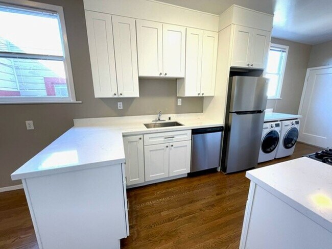 Foto del edificio - 1446-1448 18th Ave (1320r)