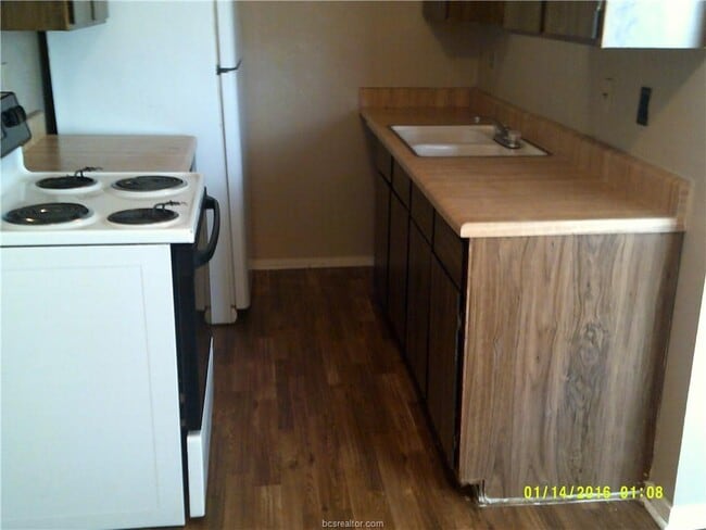 Building Photo - 2815 Cypress Bend Cir