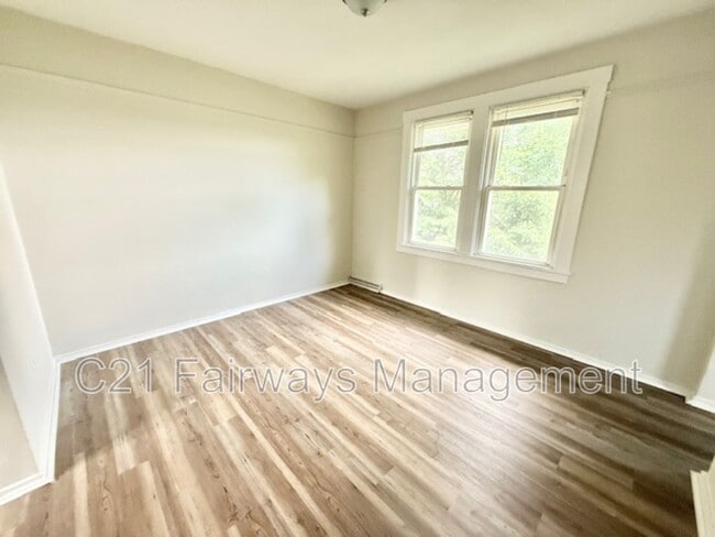 Photo - 343 Ohio Ave House