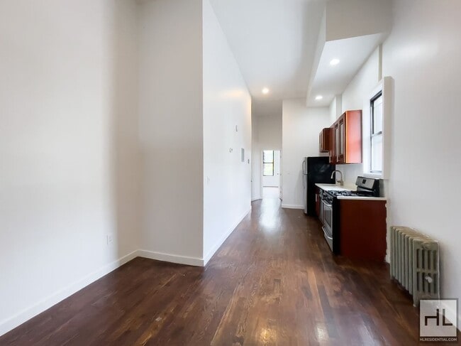 Building Photo - FRANKLIN AVENUE / Spacious Crown Heights S...