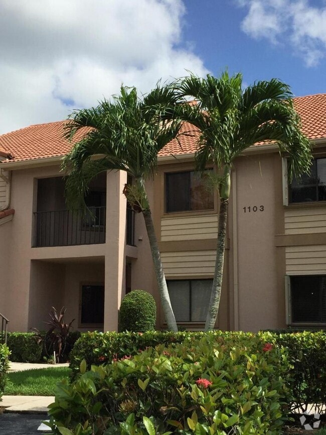 Prestwick Chase Apartments for Rent with Parking Palm Beach Gardens