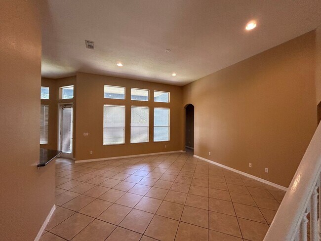 Foto del edificio - Beautiful 5 bedroom 4 bath home in Ocoee j...