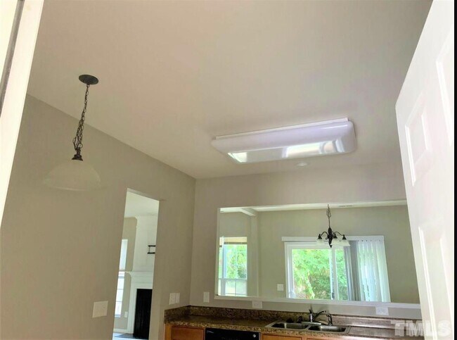 Building Photo - 1813 Corwith Dr