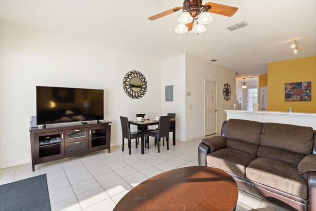Foto del edificio - 7678 Otterspool St