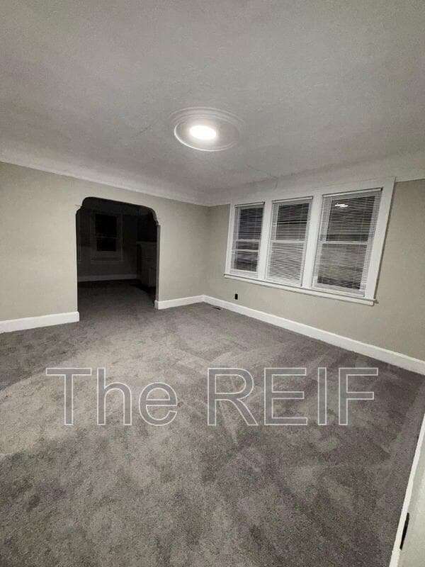 Foto del edificio - 16188 Lawton St