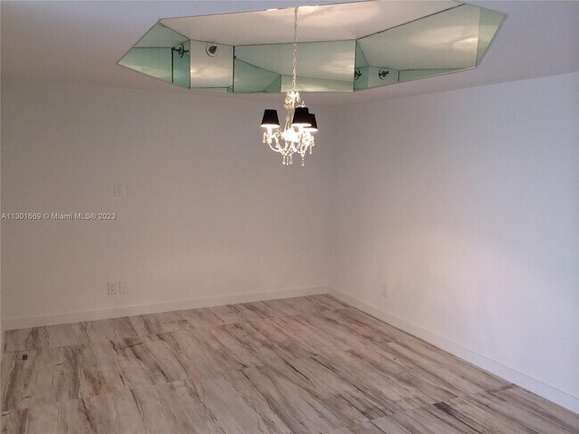 Building Photo - 19355 Turnberry Way