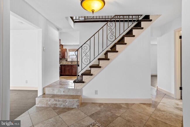 Building Photo - 410 Barby Ln