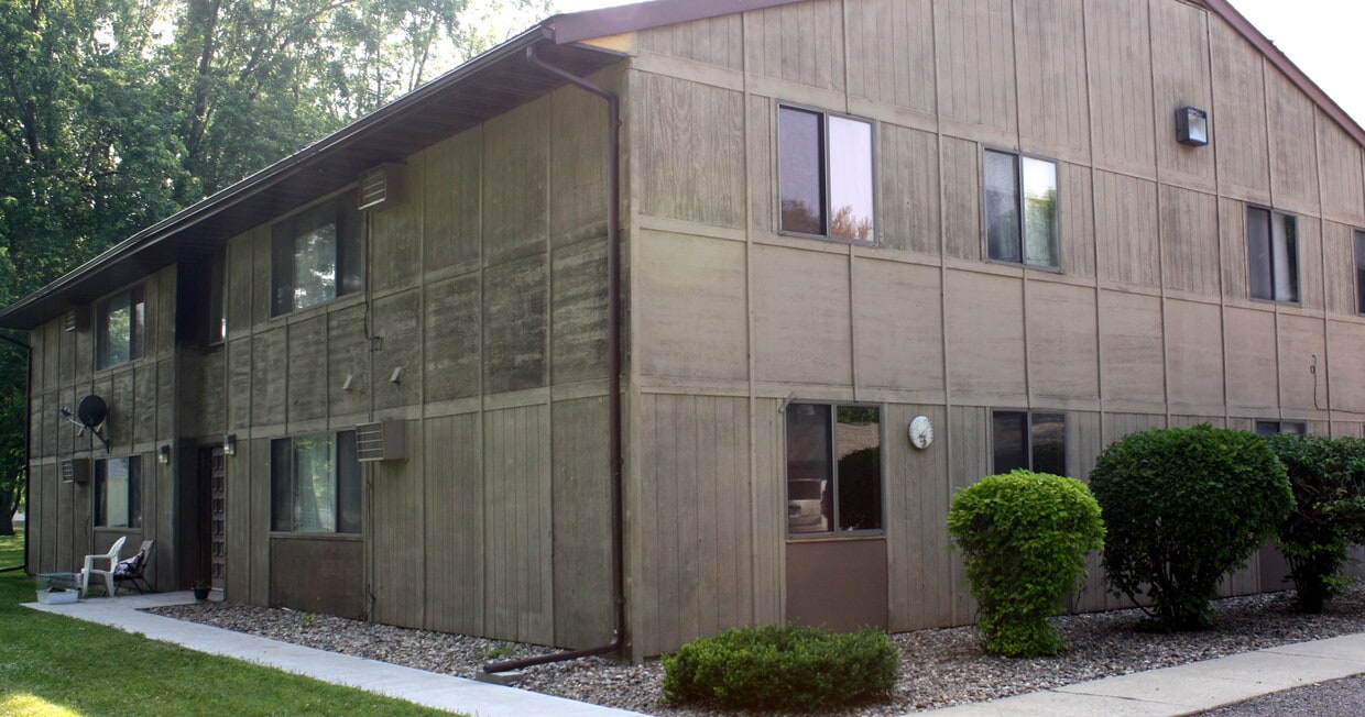 150 Wayne St Unit 6, Maynard, MN 56260 Apartments in Maynard, MN