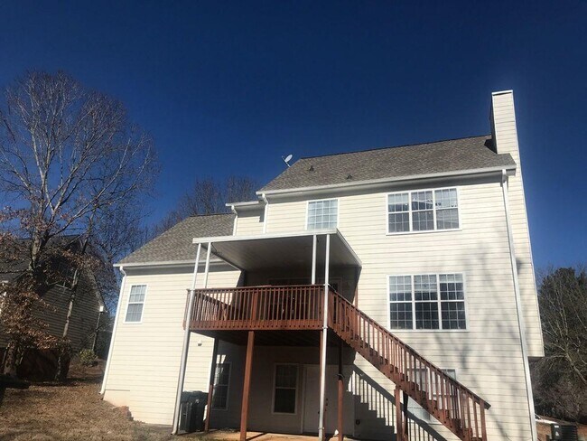 Building Photo - 170 Lanella Pkwy