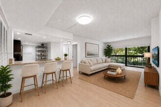 Building Photo - 5201 Orduna Dr