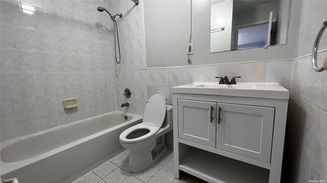 Foto del edificio - 123 Watkins St